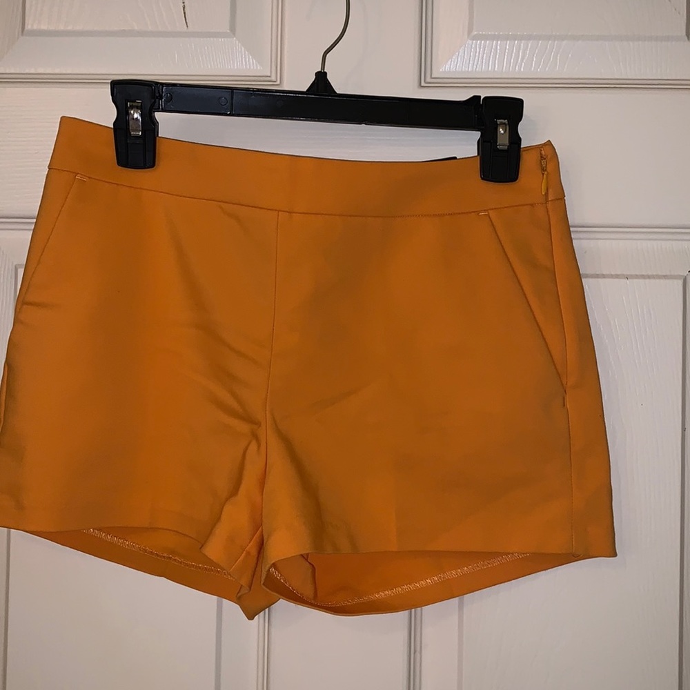 Mid rise shorts